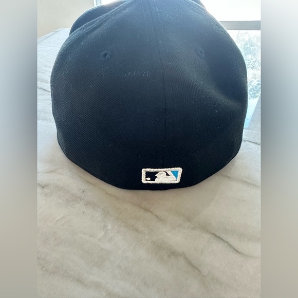 Miami Marlins New Era On-Field Authentic Collection 59FIFTY Fitted Hat - Picture 5 of 5